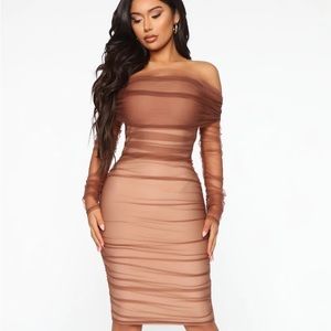 Fashion Nova Nude MIDI Dress